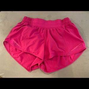 Lululemon Hotty Hot short size 6